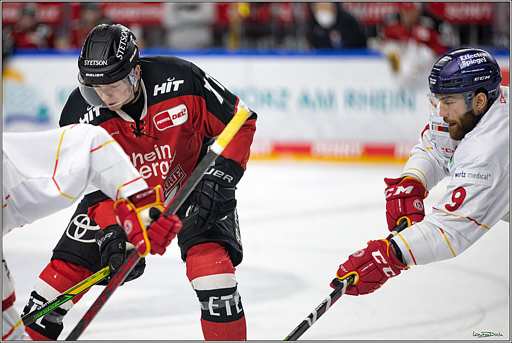 PENNY DEL; Koelner Haie- Duesseldorfer EG; Koeln, 16.01.2022